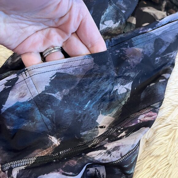Lululemon Size 8 Fast Free Tight II 25" Non-Reflective Glacier Camo Starlight - Picture 11 of 14